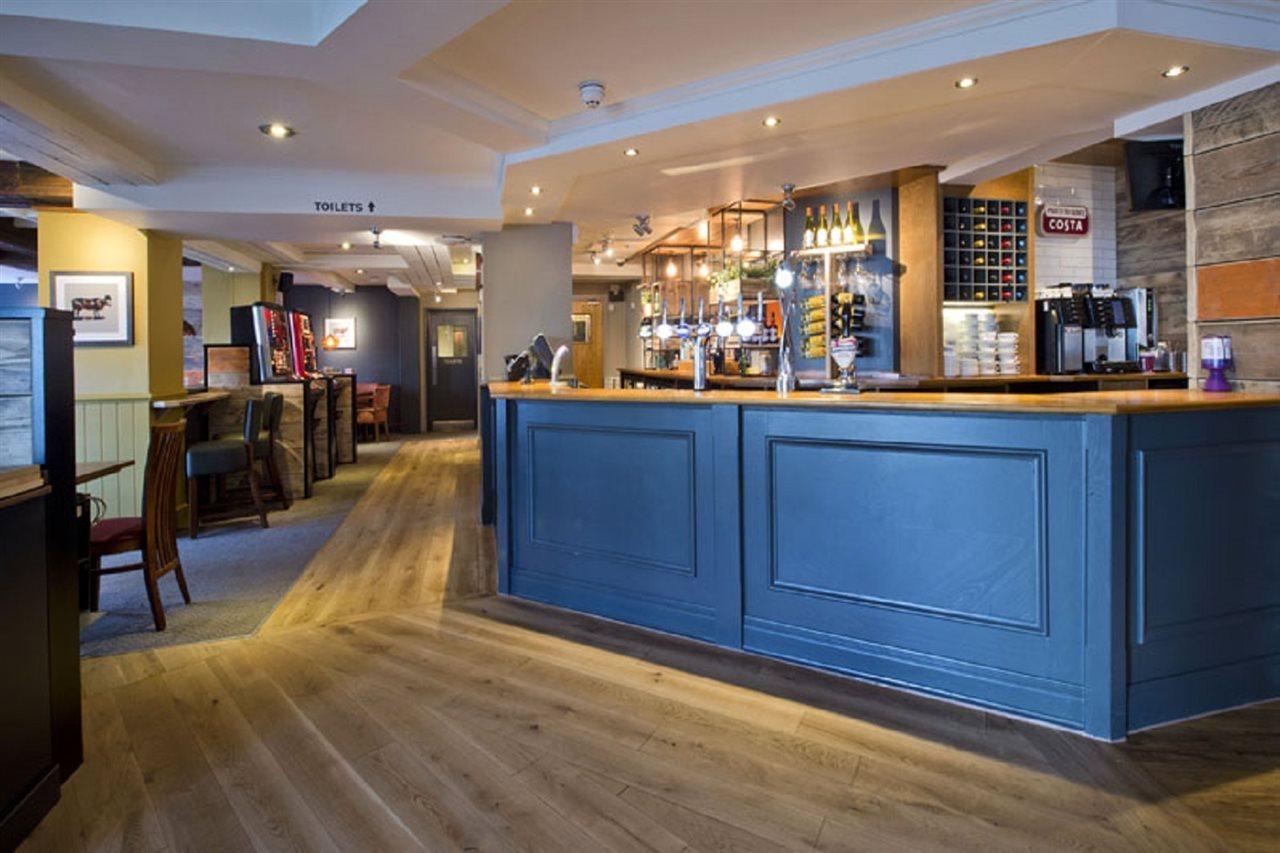 Premier Inn London Romford Exteriör bild