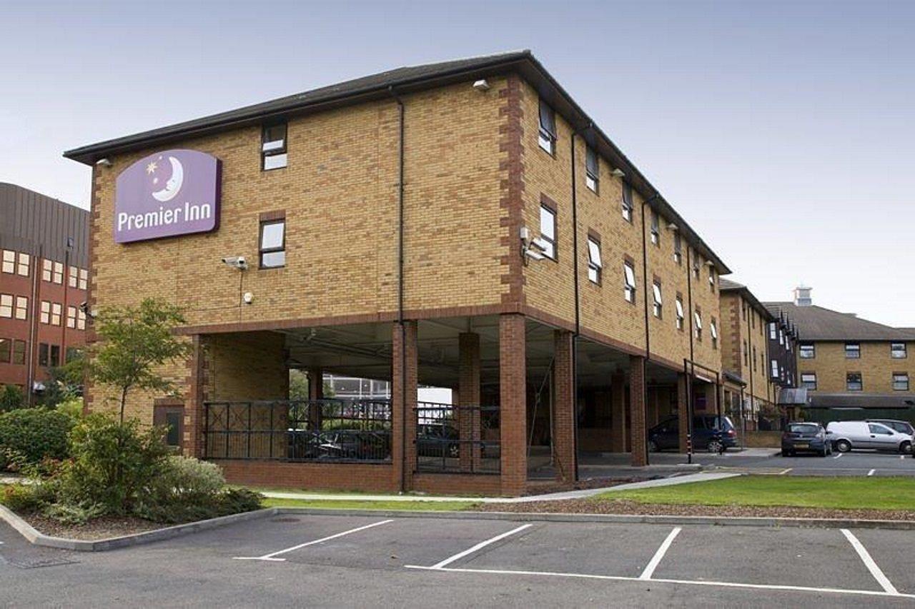 Premier Inn London Romford Exteriör bild